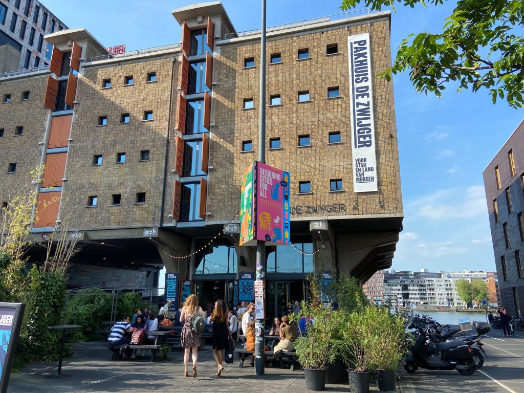 Pakhuis de Zwijger
